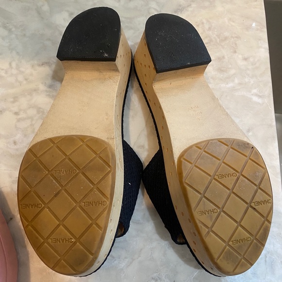 Chanel Black Mesh Neoprene CC Wooden Slide Sandal size 36 - Picture 4 of 4